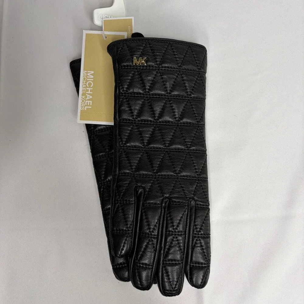 Michael Kors Womens Black Quilted Genuine Leather Tech Gloves Size Small MSRP 98